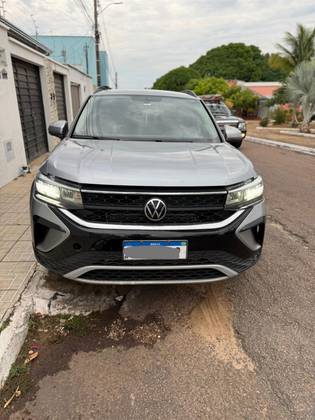 VOLKSWAGEN TAOS 1.4 250 TSI TOTAL FLEX COMFORTLINE AUTOMÁTICO